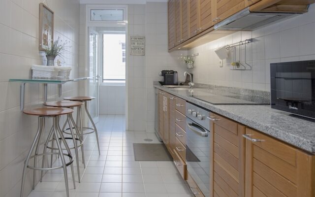 Liiiving in Matosinhos- Seaside Delight Apartment