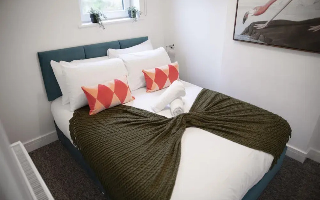 Ocean Side With Free Parking By My Getaways