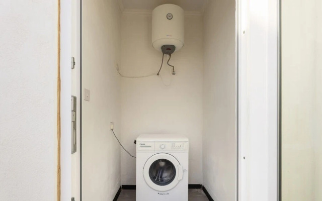 Seafront Penthouse With Unobstructed Sea Views