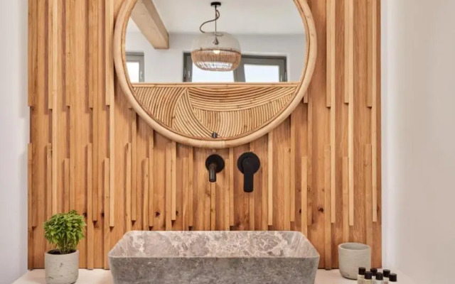 6 Bedroom Villa Azzuro in Mykonos - BLG 69222