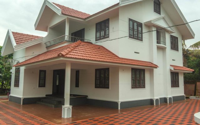 Common Grounds Guest House(chevayoor)