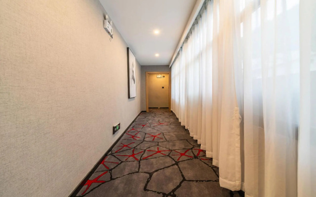 Yayue Hotel (Shangluo Yishui Jinyang Unit Shop)