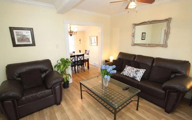 Riverview Cottages