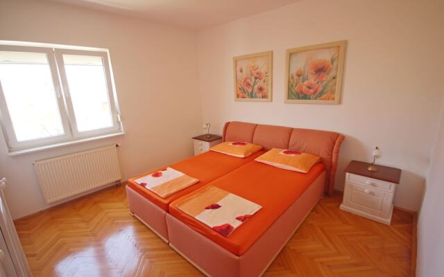 Apartment Maris With Nice sea View