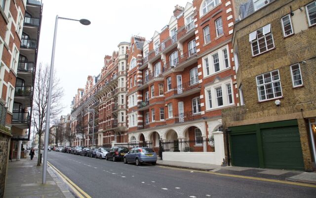 A Place Like Home - Inviting Flat near South Kensington