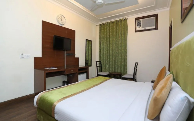 OYO 9300 Hotel Sufyan