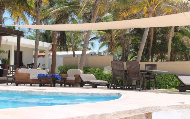 Hotel Playa la Media Luna, Isla Mujeres