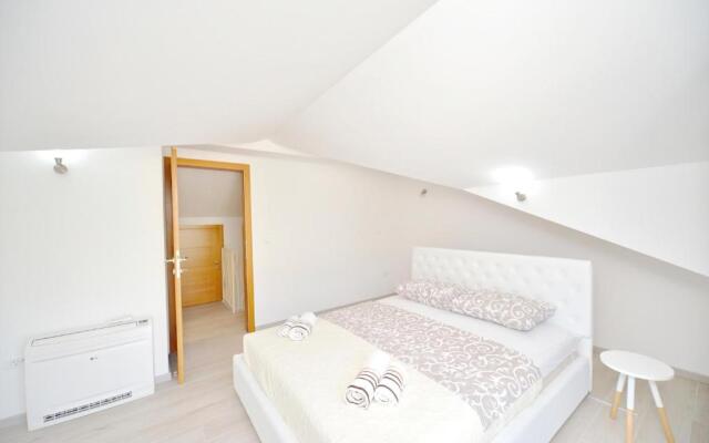 P&I Apartments Jadranska 74,Dobrota