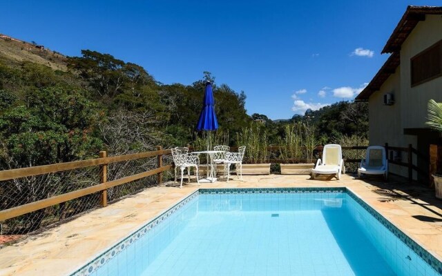 All in Rio - Casa com Área Gourmet e diarista