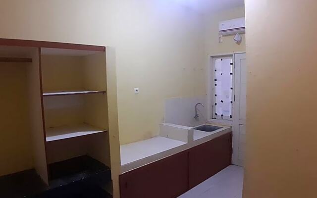 KoolKost Syariah near Universitas Hasanuddin Makassar