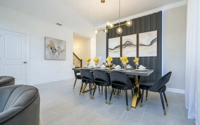 Stunning 5Bd Private Pool & Waterpark @ Champions Gate 8913