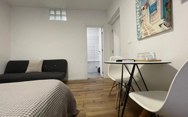 Central Studio Apartments