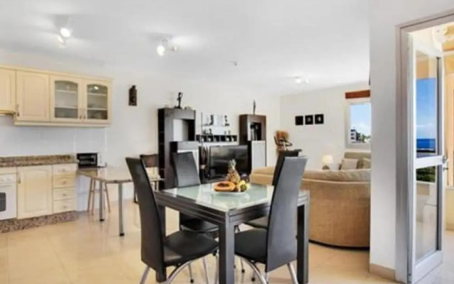 Belvilla by OYO Apartamento Sol y Paraaso I