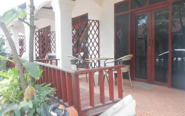 Dok Champa Guesthouse