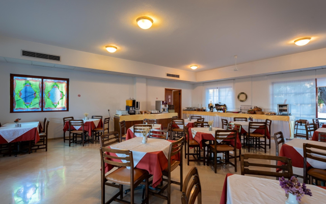 Iliessa Beach Hotel