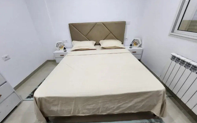 Elegant Furnished S1 With Security in Ariana - Tunisia