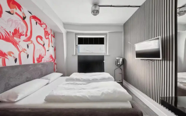 The Room 44