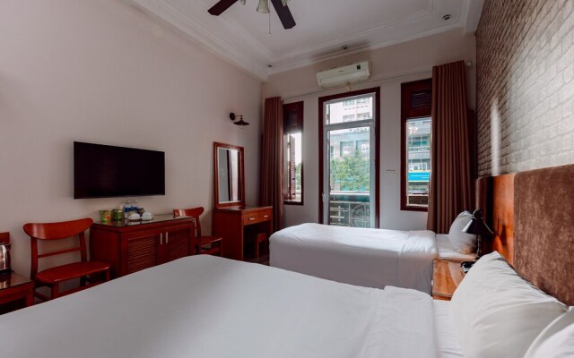 Super OYO Capital O 1173 Le Grand Hanoi Hotel - The Ruby