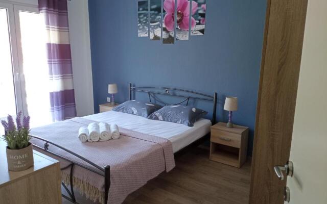 Xristos apartment and maisonettes