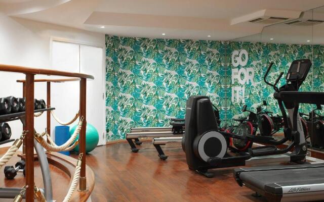 Renaissance Paris La Defense Hotel