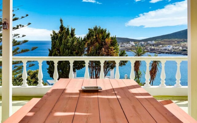 Alluring Holiday Home in Syros With Barbecue