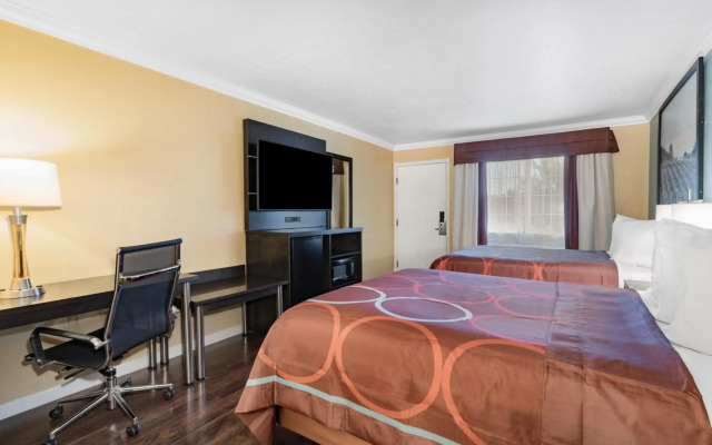 Super 8 by Wyndham Ukiah