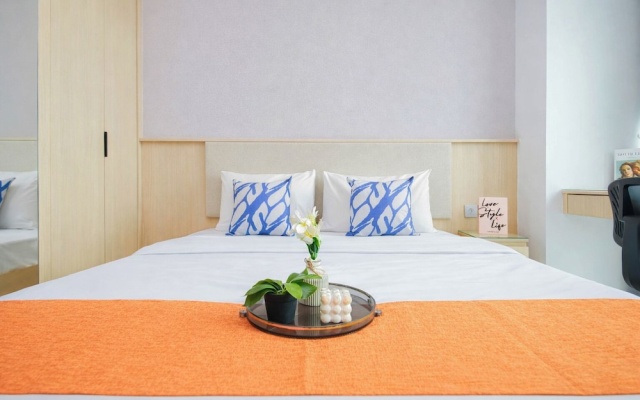 Neat Studio For 2 Pax At B Residence Grogol – Guest Rooms – Jakarta