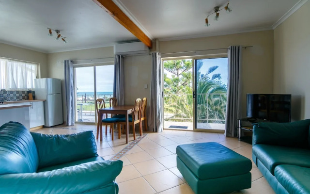 Esplanade Apartments At West Beach