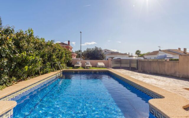 House Hector Deltebre