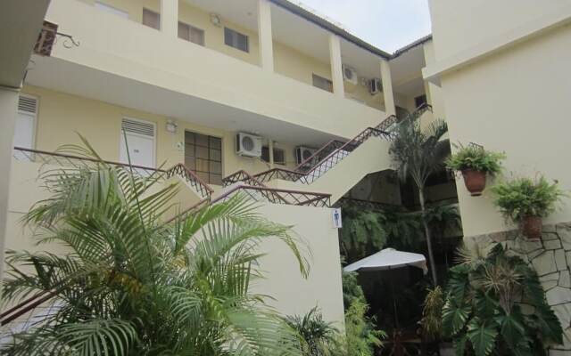 Hotel Las Arenas