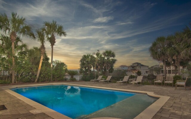 Seastar Palazzo Luxury Across From Beach