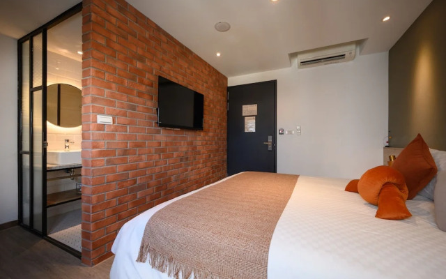 Отель East Taichung