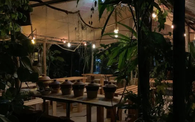 Green Leaves Garden - Pinnawala