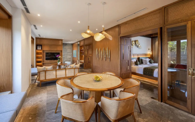 Sumitra Luxury Villas & Resort by Pramana