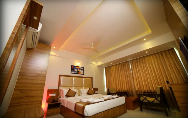 Grand Plaza Suites
