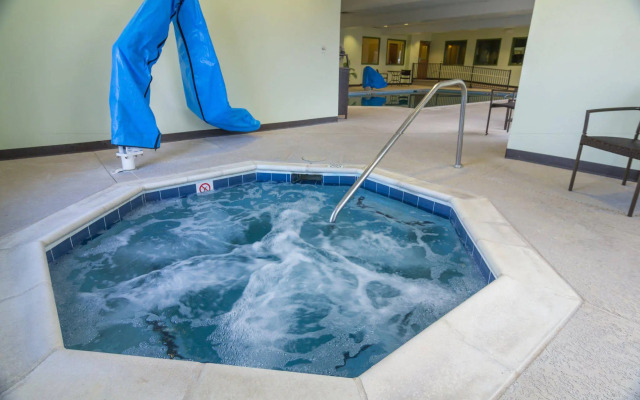 Holiday Inn Express Hotel & Suites Winchester by IHG