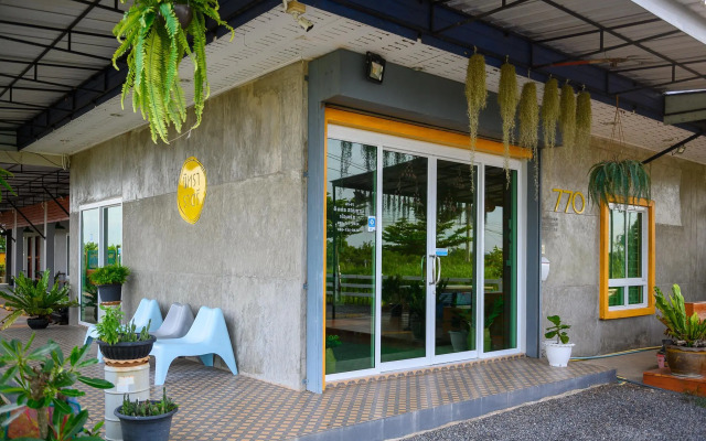 Nithra Ratree Hotel