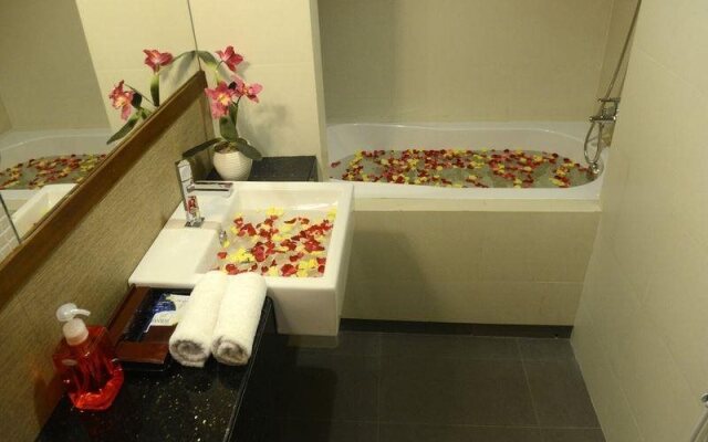 Green Paradise Hotel