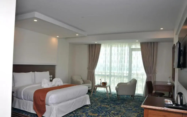 Surgrand Hotel