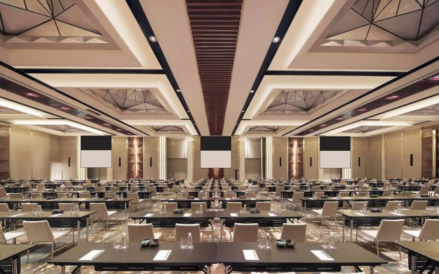 New World Guiyang Hotel