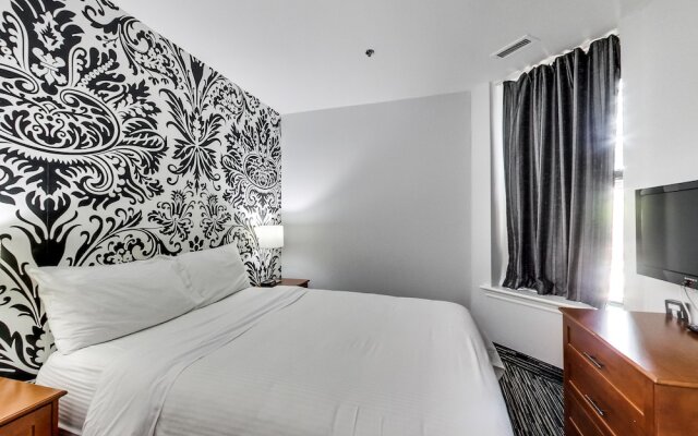 Isabella Hotel & Suites