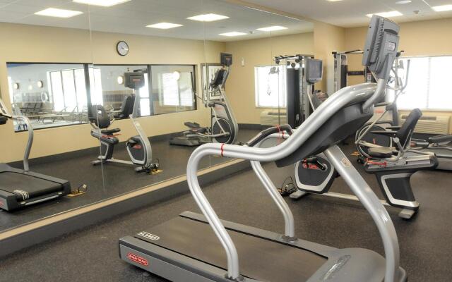 Holiday Inn Express Hotel & Suites Cambridge by IHG