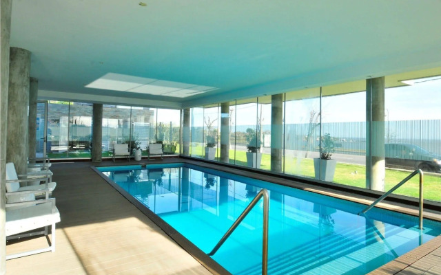 Real Colonia Hotel & Suites