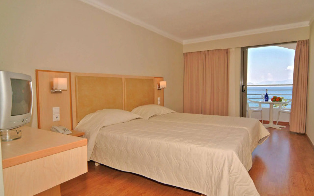 Triton Hotel