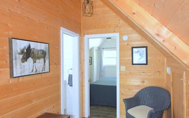 Rosies Creekside Retreat - 3 BR Escape!