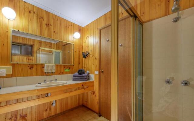 Country Roads Motor Inn Narrandera