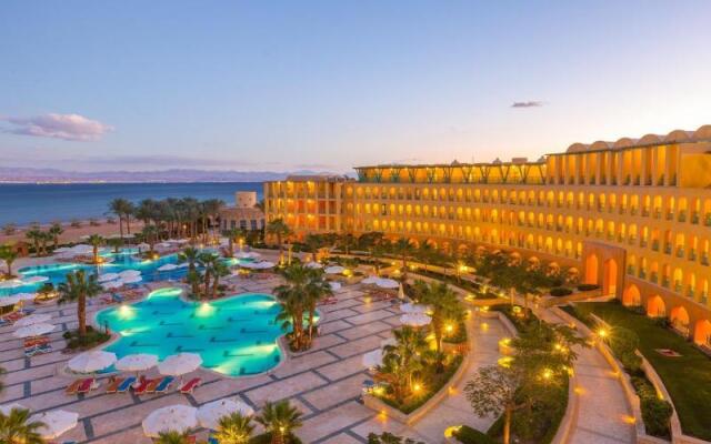 Strand Taba Heights