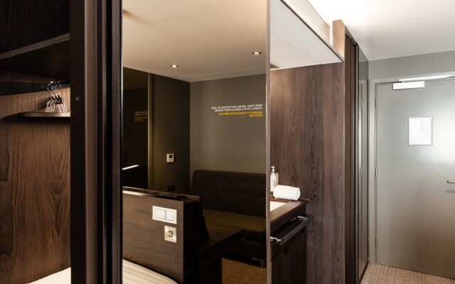 Heeton Concept Hotel - Luma Hammersmith London