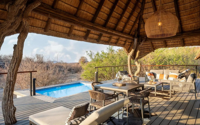 Tuningi Safari Lodge