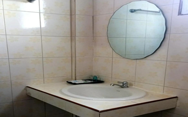 Summer Guesthouse & Hostel